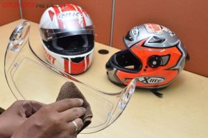 deterjen dan parfum helm